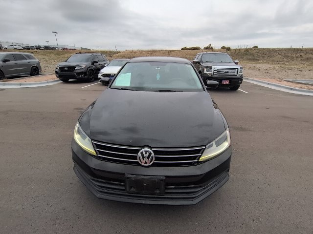Used 2017 Volkswagen Jetta S w/ Jetta S Cold Weather Package FWD image 2