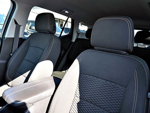 Used 2018 GMC Terrain SLE image 17