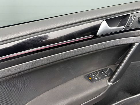 Used 2016 Volkswagen GTI S image 11