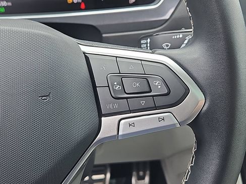 Used 2023 Volkswagen Tiguan SE R-Line AWD/4WD image 25