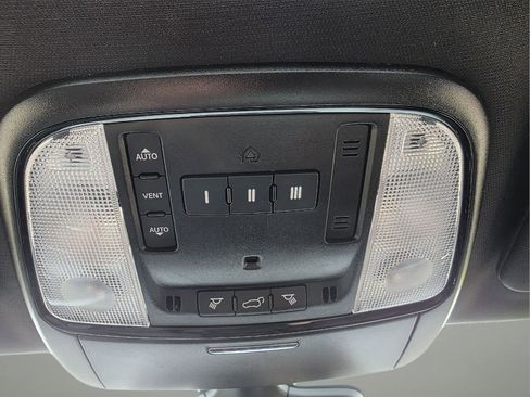 Used 2024 Dodge Durango GT image 24