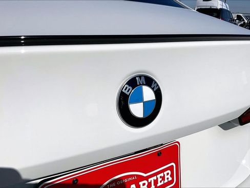 Used 2026 BMW M5 w/ Executive Package image 27