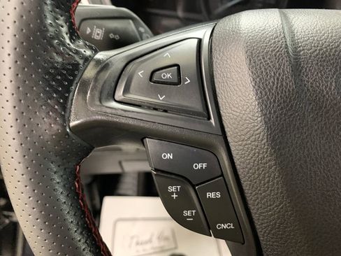 Used 2022 Ford Edge ST-Line image 10