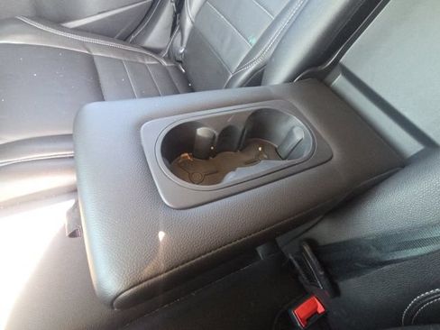 Used 2016 Ford Escape Titanium w/ Equipment Group 301A FWD image 18