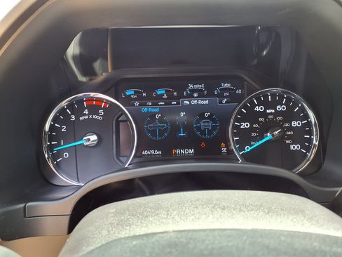 Used 2021 Ford F250 Platinum w/ Tremor Off-Road Package AWD/4WD image 27