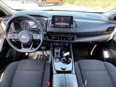 Used 2024 Nissan Rogue S AWD/4WD image 20