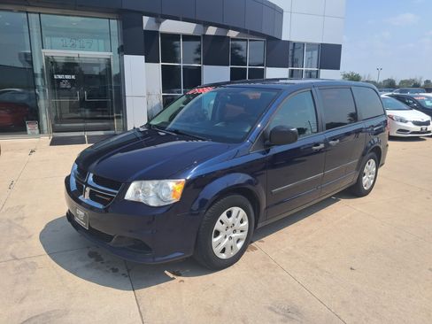 Used 2014 Dodge Grand Caravan American Value Package w/ UConnect Hands-Free Group image 1
