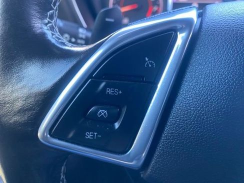 Used 2017 Chevrolet Camaro LT w/ Technology Package image 24