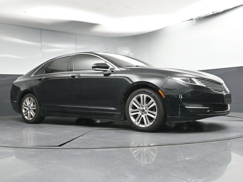 Used 2016 Lincoln MKZ Base w/ Equipment Group 300A Reserve image 22