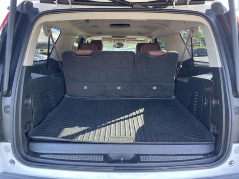 Used 2016 Cadillac Escalade ESV Premium image 9