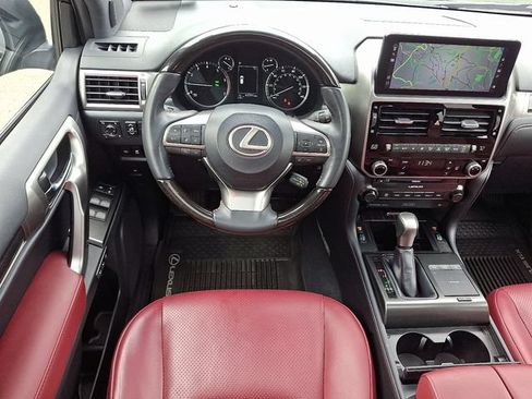 Used 2023 Lexus GX 460 Luxury w/ Sport Design Package AWD/4WD image 11