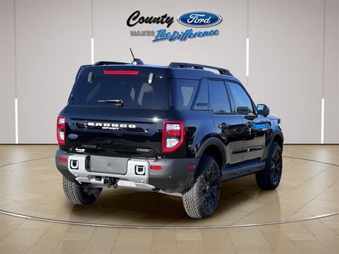 New 2025 Ford Bronco Sport Outer Banks w/ Sasquatch Outer Banks Package image 25