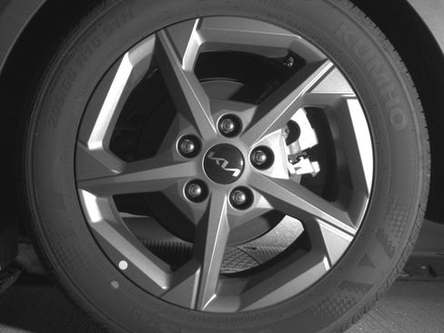 Used 2025 Kia K4 LXS image 14