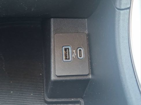 Used 2024 Ford Edge SEL AWD/4WD image 26
