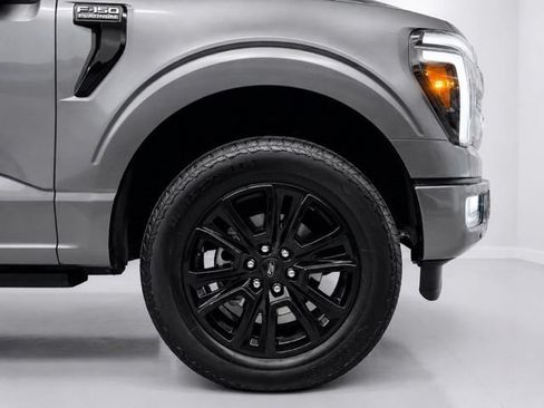 Used 2025 Ford F150 Platinum w/ FX4 Off-Road Package AWD/4WD image 16