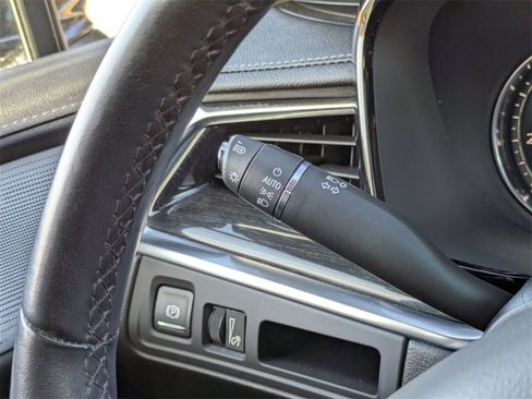 Used 2023 Cadillac XT5 Premium Luxury image 22