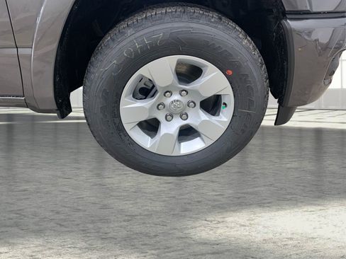 Used 2025 RAM 1500 Big Horn image 23