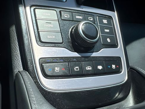 Used 2016 Hyundai Equus Ultimate RWD image 24