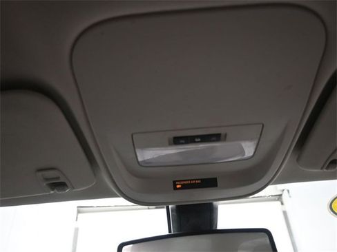 Used 2019 Chevrolet Colorado W/T w/ Custom Special Edition image 12