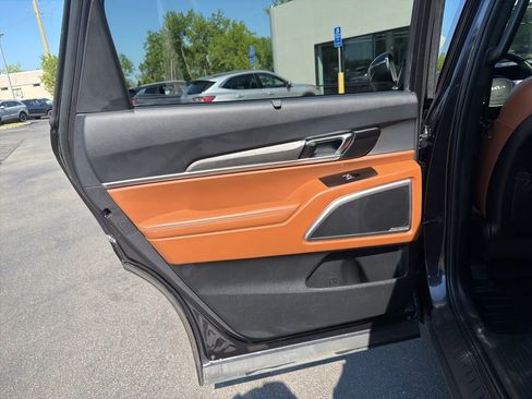 Used 2025 Kia Telluride EX X-Line AWD/4WD image 18