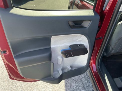 New 2025 Ford Maverick XLT w/ XLT Luxury Package image 10