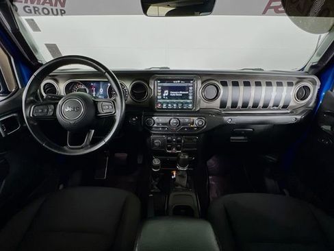Used 2020 Jeep Gladiator Sport w/ Quick Order Package 24S AWD/4WD image 23