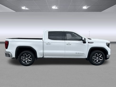 New 2026 GMC Sierra 1500 SLE w/ Preferred Package image 2