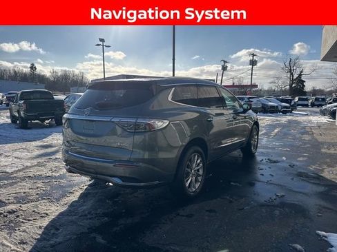 Used 2022 Buick Enclave Avenir w/ Avenir Technology Package image 2