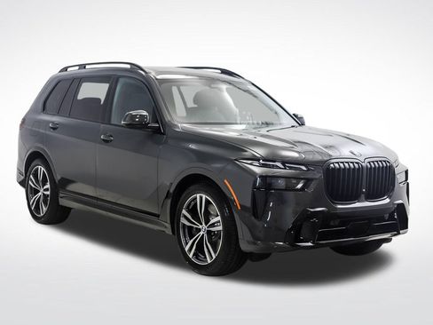 Used 2027 BMW X7 xDrive40i w/ M Sport Package AWD/4WD image 7