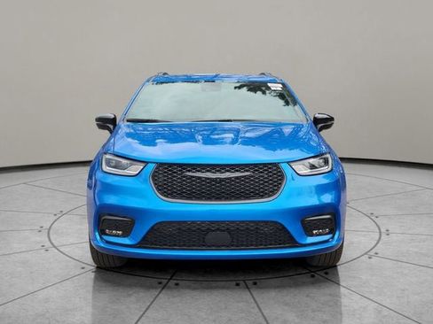 New 2026 Chrysler Pacifica Select AWD/4WD image 15