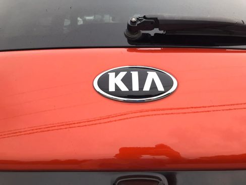 Used 2018 Kia Soul ! w/ Tech Package FWD image 38