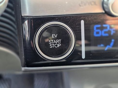 Certified 2022 Hyundai Ioniq 5 SEL w/ Cargo Package image 32