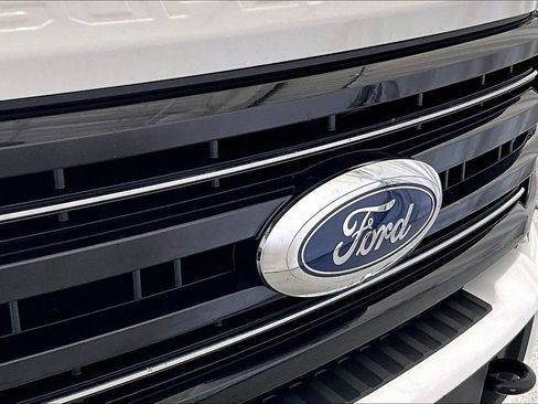 Used 2025 Ford F250 Platinum AWD/4WD image 30