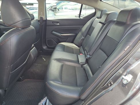 Used 2019 Nissan Altima 2.5 SR w/ SR Premium Package AWD/4WD image 16