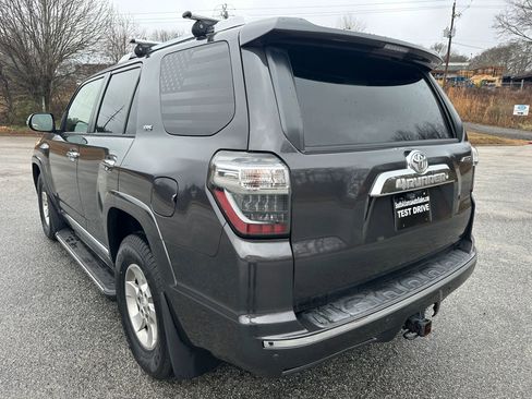 Used 2013 Toyota 4Runner SR5 RWD image 3
