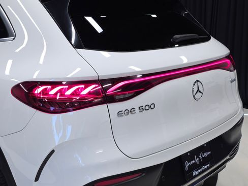Used 2023 Mercedes-Benz EQE 500 4MATIC SUV w/ Exclusive Trim Package image 62