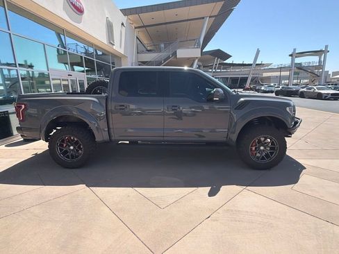 Used 2018 Ford F150 Raptor w/ Equipment Group 802A Luxury AWD/4WD image 6