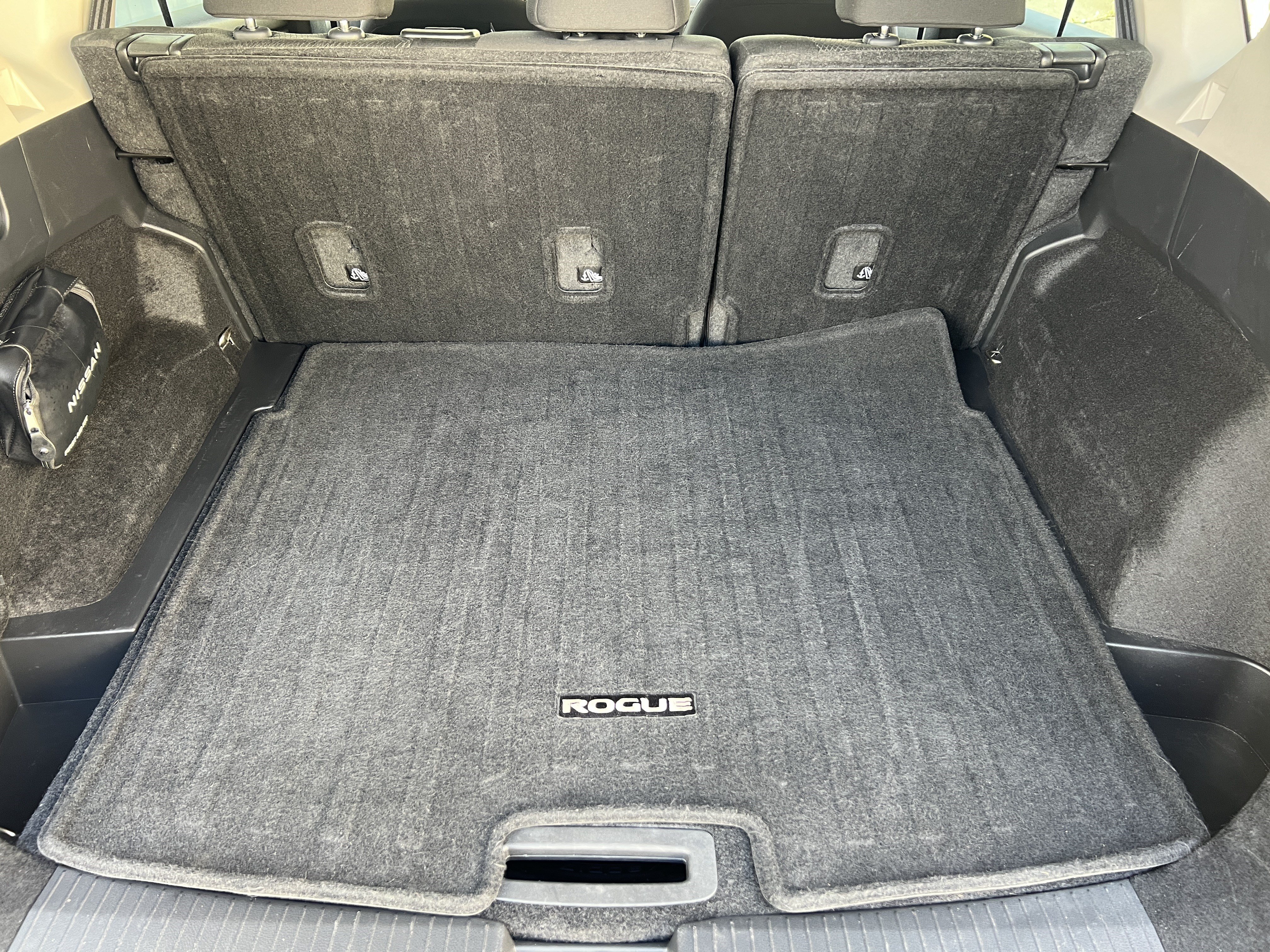 Used 2025 Nissan Rogue SV AWD/4WD image 16
