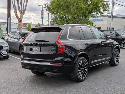 Used 2026 Volvo XC90 B5 Plus w/ Protection Package image 5