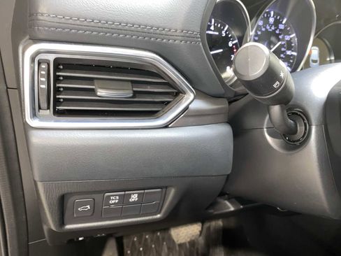 Used 2018 MAZDA CX-5 Touring w/ Preferred Equipment Package AWD/4WD image 24