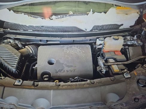 Used 2023 Chevrolet Traverse LT image 23