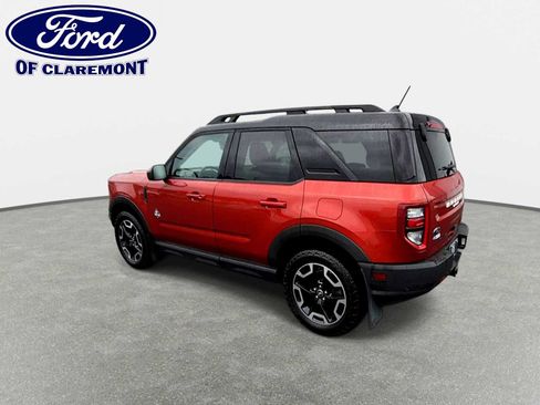 Used 2022 Ford Bronco Sport Outer Banks w/ Tech Package AWD/4WD image 6