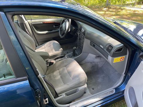 Used 2000 Volvo S40 image 9