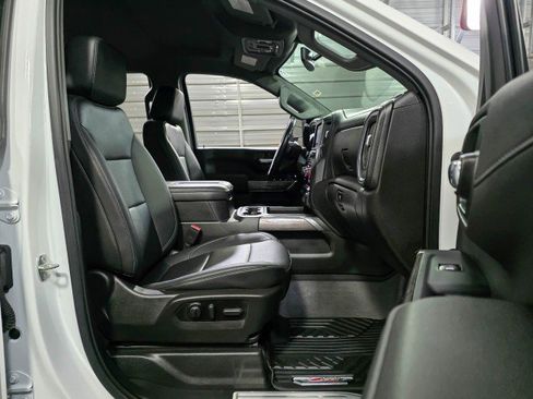 Used 2022 Chevrolet Silverado 3500 LTZ image 18
