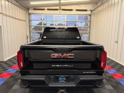 Used 2022 GMC Sierra 2500 Denali AWD/4WD image 4