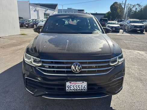 Used 2023 Volkswagen Tiguan SEL R-Line image 2