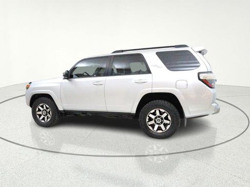 Used 2019 Toyota 4Runner TRD Off-Road Premium AWD/4WD image 5