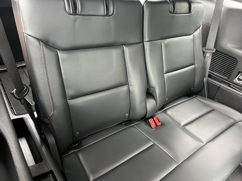 Used 2025 Ford Explorer ST w/ Sun And Sound Package AWD/4WD image 19