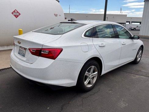 Used 2023 Chevrolet Malibu LS image 3