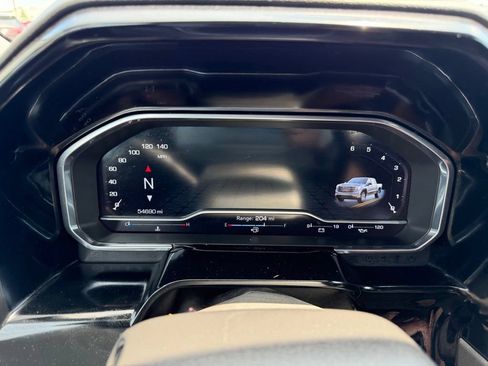 Used 2022 GMC Sierra 1500 SLT w/ SLT Premium Plus Package AWD/4WD image 10